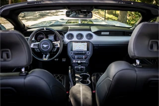 Ford Mustang Convertible 2.3 EcoBoost  Stoelventilatie Shaker Audio NL Auto / 32