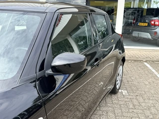 Suzuki Swift 1.2 Club  | Adaptive Cruise | Airco | Bluetooth | Stuurbediening | Dealeronderhouden / 16