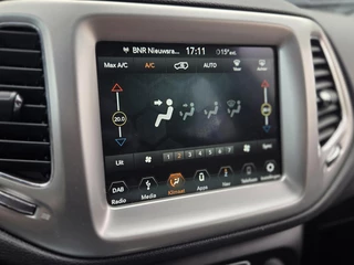 Jeep Compass 1.4 MultiAir Longitude | Apple-Android | Navigatie | Dealeronderhouden / 33