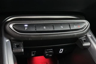 Jeep Avenger 1.2 e-Hybrid Altitude JBL Keyless Elektrische Achterklep / 26