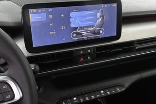 Jeep Avenger 1.2 e-Hybrid Summit Keyless 360-Camera Camera JBL Apple CarPlay / 23