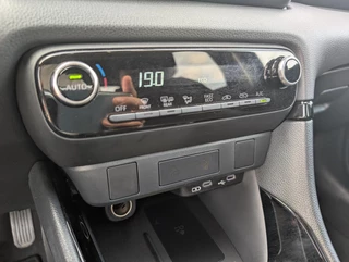 Toyota Yaris 1.5 Hybrid 115 Dynamic LED-VERLICHTING KEYLESS PRIVACY GLASS / 20