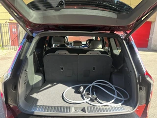 Kia EV9 GT-line AWD 99,8 kwh 7 zits | 385 PK | Geventileerde/verwarmde stoelen | Wireless Carplay & Android auto | 2.500 kg trekgewicht | Meridian | Fabrieksgarantie t/m 19-6-2033 +3x 1 jaar*  | NAP / 33