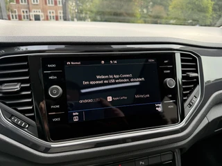 Volkswagen T-Roc 1.5 TSI Sport Business R | Pano | Camera | Keyless | / 17