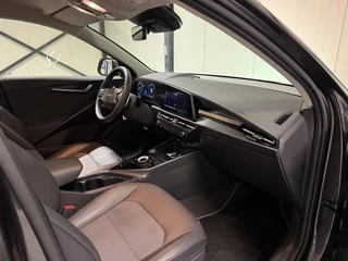 Kia Niro 1.6 GDi Hybrid DynamicLine Camera Adaptive Cruise / 28