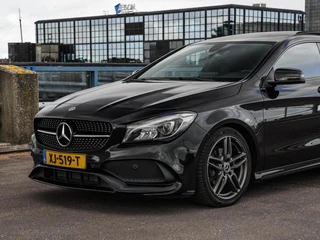Mercedes-Benz CLA-klasse 180 Business Solution AMG Night Upgrade | Panoramadak | Camera | Apple CarPlay/Android Auto | LED | Navigatie| Stoelverwarming | 18" / 40