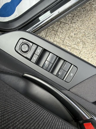 Toyota C-HR 1.8 Hybrid 140 Dynamic APPLE/ANDROID BLIND-SPOT KEYLESS PARKSENSOREN PARKCAMERA AD-CRUISE NL-AUTO / 8