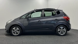 Kia Venga 1.6 CVVT First Edition PANO CAMERA NAVI CRUISE ECC STOEL/STUUR VERWARMING. / 9