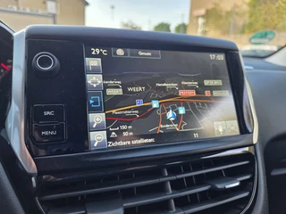 Peugeot 208 1.2 e-VTi Style NAVI TEL PDC CRUISE CONTROL / 26