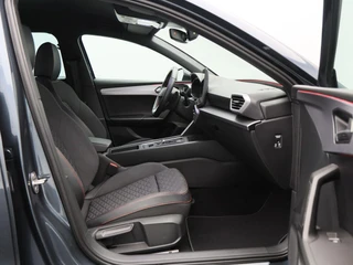 SEAT Leon Sportstourer 1.5 TSi 204 Pk e-Hybrid FR Business / 39