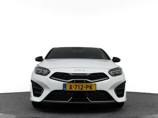 Kia ProCeed 1.5 T-GDi GT-Line Automaat  - Navigatie - Cruise Control - Stoel-/stuurverwarming - Climate Control - Fabrieksgarantie tot 01-2031 / 13