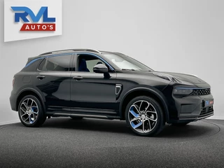 Lynk & Co 01 1.5 261PK Plug-in Hybrid *Zwarte Hemel* 360° Camera Pano/dak Apple/Carplay Adaptive/Cruise / 42