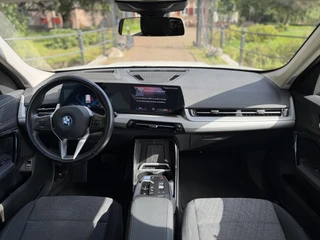 BMW iX1 xDrive30 Launch Edition 67 kWh | HUD | 360 | Keyless | BTW | LED | / 6