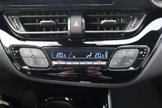 Toyota C-HR 1.8 HYBRID STYLE APPLE/ANDROID STOELVERW. BLIND-SPOT NAVI AD-CRUISE HALF-LEDER 18"LM-VELGEN / 35