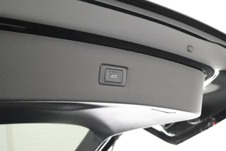 Audi Q7 55 TFSIe 381pk quattro Pro Line S Leder Memory Sluithulp B&O Panoramadak Camera Stoel + Stuurverwarming Luchtvering Navigatie 2x S-Line / 57