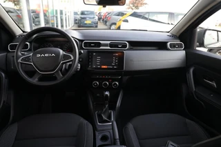Dacia Duster 1.3 TCe 150 Journey|Camera|Carplay|Trekhaak|Clima|Cruise|Facelift model! / 15