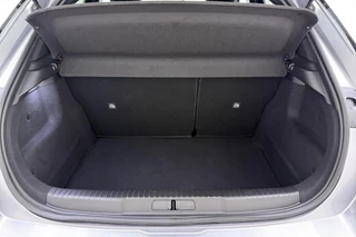Opel Mokka Electric GS 54 kWh  | Climate control | Achteruitrijcamera | Apple Carplay/Android Auto | Cruise control | LED koplampen | Zwart dak | 18" Lichtmetalen velgen / 11