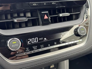 Toyota Corolla Cross 2.0 HYBRID 184PK FIRST-EDITION BLIND-SPOT EL-ACHTERKLEP LM-VELGEN KEYLESS PARK-SENSOREN STOELVERW DRAADLOOS-LADEN AD-CRUISE BLUETOOTH / 28