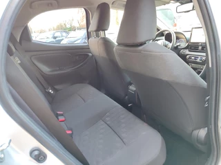 Toyota Yaris Hybrid 115 DYNAMIC STOEL/STUURVERW PARK-SENSOREN BLIND SPOT CAMERA KEYLESS 16'' LM-VELGEN CAMERA NAVI CLIMA AD-CRUISE APPLE/ANDROID / 27