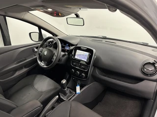 Renault Clio Estate 0.9 TCe Limited CRUISE NAVI CARPLAY. / 12