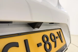 Opel Corsa 1.2 Turbo Hybrid GS 110 PK Automaat | Navigatie via Carplay | Camera | Parkeersensoren voor en achter | Lichtmetalen velgen / 7