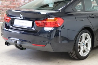 BMW 4 Serie Gran Coupé 420i Executive M Sport Pakket Automaat  / Navigatie / Trekhaak / Xenon / Parkeersensoren / 18 Inch / Climate Control / Bluetooth / Shadow Line / Lichtpakket / Cruise Control / 6