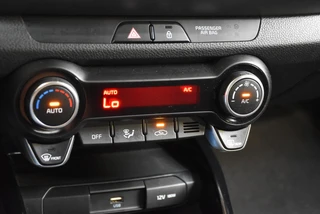 Kia Stonic 1.0 T-GDi 100pk DynamicPlusLine / 23