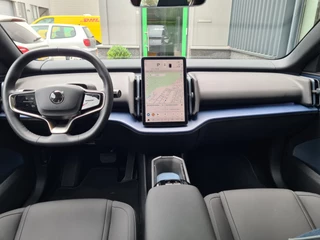 Volvo EX30 Single Motor Extended Range Ultra 69 kWh|Harman/Kardon|panodak / 7