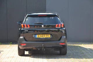 Peugeot 5008 1.2 130 PK Turbo Automaat * Camera * 18'' * 7-Zits * / 8