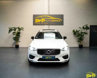 Volvo XC60 2.0 T8 Twin Engine AWD R-Design | Pano | Trekhaak zwenkbaar | Navi | Cam / 31
