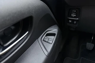 Peugeot 108 1.0 e-VTi Allure | Apple carplay/Android auto | Navigatie via APP. | Airco | Lichtmetalen velgen 15'' | / 16