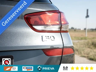 Hyundai i30 CW 1.0 T-GDI Essential 120PK | Dealer| Stoel- & Stuurverwarming | Camera | CarPlay / 13