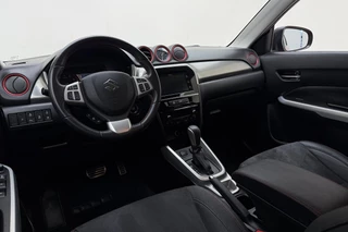 Suzuki Vitara 1.4 S | Trekhaak l Climate Control l Bluetooth l LED l Camera l PDC Voor & Achter l Stoelverwarming l Lichtmetalen Velgen / 18