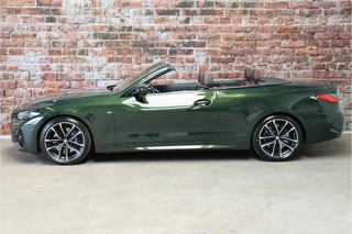 BMW 4 Serie Cabrio 430i High Executive M Sport Pakket Automaat  / Live Cockpit Professional / Harman Kardon / Air Collar / Leder / Head-Up Display / 19 Inch / M Sportremsysteem / Driving Assistant Professional / Safety Pakket / Laserlight / CoPilot Pack / Shadow Line / 4