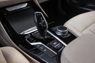 BMW X3 xDrive30e High Executive | 1e eigenaar | Dealer onderhouden | HiFi audio | LED adaptief | Trekhaak elektrisch | Stoelverwarming | DAB | Cruise control | Grootlichtassistent / 30