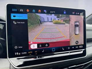 Volkswagen Golf 1.5 eHybrid GTE / 5JR Garantie / Pano / Trekhaak / 360 / HUD / DCC / Matrix / 29