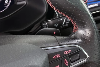 SEAT Leon ST 1.5 TSI FR Business Intense Panoramadak Camera Trekhaak afneembaar / 37