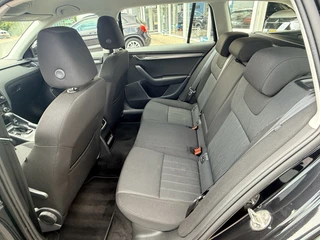 Škoda Octavia Combi 1.5 TSI Style 150pk DSG  | Trekhaak | Apple/Android | Adapt. Cruise | Stoelverwarming | PDC | ECC / 59