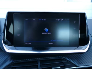 Peugeot 2008 1.2 PureTech Active Pack | 100PK | Trekhaak | Cruise Control | Parkeersensoren Achter | Airco | Navigatie | Climate Control | / 20