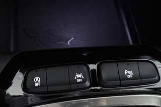 Opel Corsa 1.2 Level 2 Achteruitrijcamera Parkeersensoren Apple CarPlay / 32