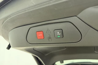 Opel Grandland 1.6 Turbo Plug-In Hybrid 300PK 4x4 GSe | Adaptive Cruise Control | 360° Camera | Stoelverwarming | Elektrische achterklep | Alcantara Bekleding | Camera | 19'' LM Velgen / 14