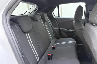 Opel Corsa 1.2 Turbo Hybrid GS 110 PK Automaat | Navigatie via Carplay | Camera | Parkeersensoren voor en achter | Lichtmetalen velgen / 15