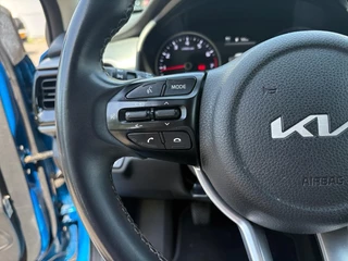 Kia Stonic 1.0 T-GDi MHEV DynamicPlusLine | Cruise Control | Climate Control | Navigatie | Camera | LM Velgen | Parkeersensoren | / 13