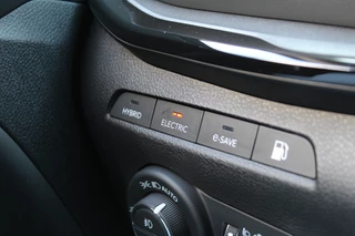 Jeep Compass 4xe 240 Plug-in Hybrid Electric Summit | Panoramadak | Leder | 360 | Stoelverwarming/ventilatie | BLIS / 17