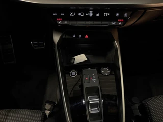 Audi A3 Sportback 35 TFSI 3X S-line Virtual Trekhaak ACC / 21