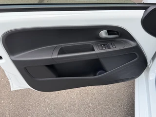 Volkswagen up! 1.0 5-deurs Camera | Cruise | Airco | Bluetooth | PDC | Rijklaar incl. 1 jaar Bovag garantie / 9
