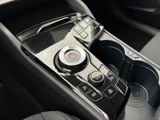 Kia Sportage 1.6 T-GDi Plug-in Hybrid AWD DynamicLine | Automaat | Adaptive cruise | Stoel & stuurverwarming | CarPlay | Camera / 18