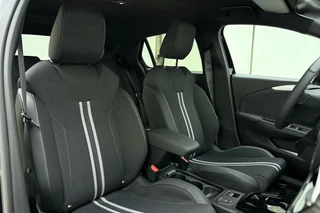 Opel Corsa Electric Long Range GS 51 kWh | Keyless Entry & Start | Climate Control | Navigatie | Extra getint glas | Camera | Parkeersensoren voor & achter | Full LED / 11