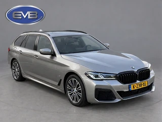 BMW 5 Series Touring 530e M sport PLUS panoramadak, electr trekhaak, lazer, VOL OPTIES! 1 e eigenaar, Origineel NL auto met nap / 38
