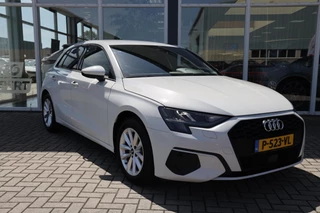 Audi A3 Sportback 30 TFSI Pro Line|Automaat|Trekhaak|Navi|Cruise control| / 2
